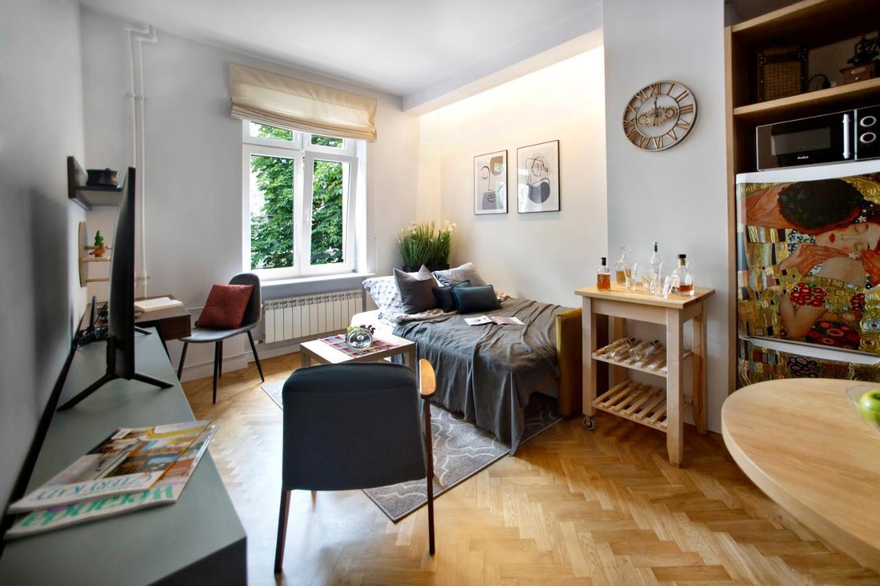 Siewierska P&O Serviced Apartments ワルシャワ エクステリア 写真